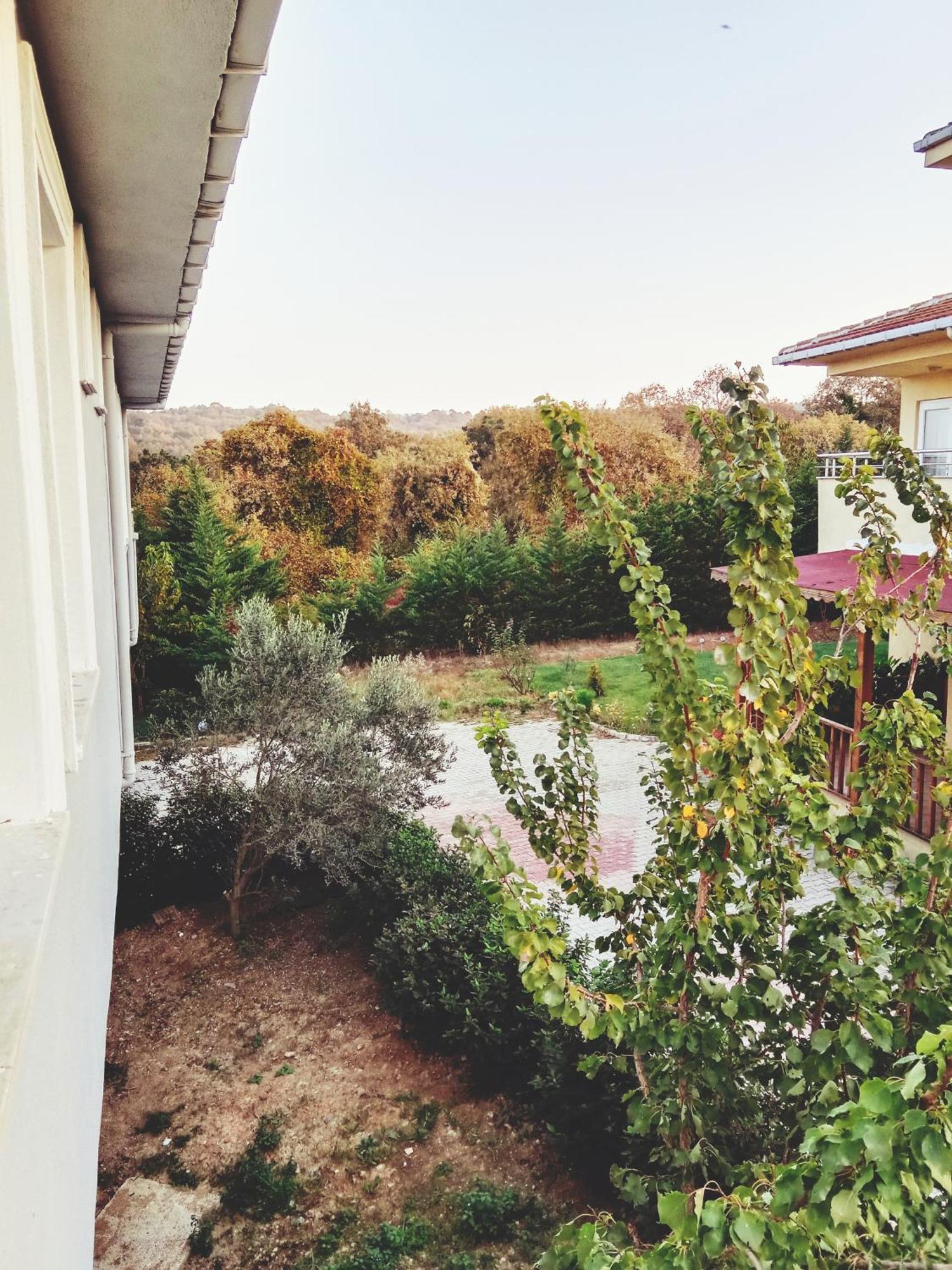 Ahmet Teacher Hotel, 5 Minutes From The Airport Arnavutkoy Εξωτερικό φωτογραφία