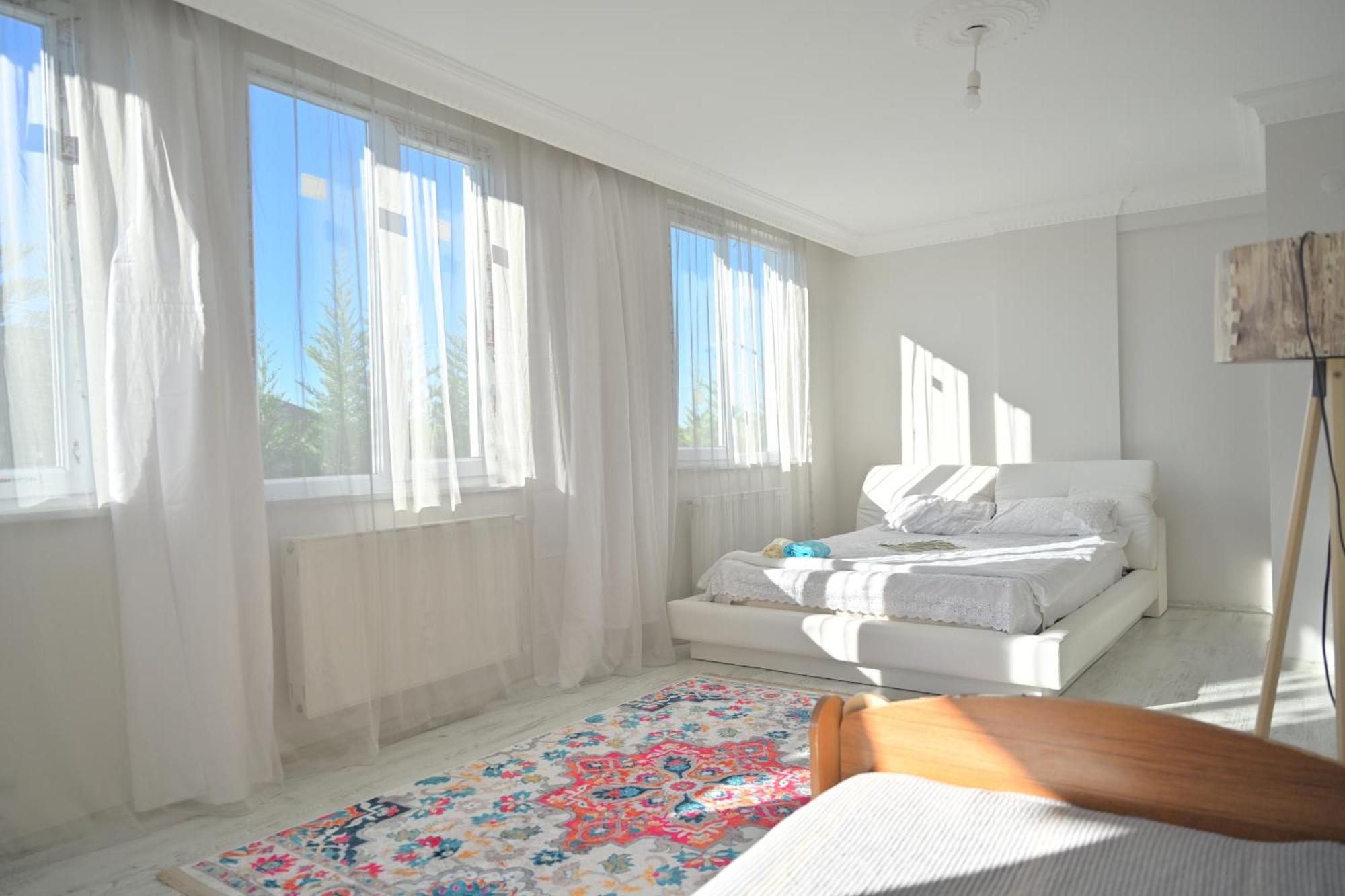 Ahmet Teacher Hotel, 5 Minutes From The Airport Arnavutkoy Εξωτερικό φωτογραφία