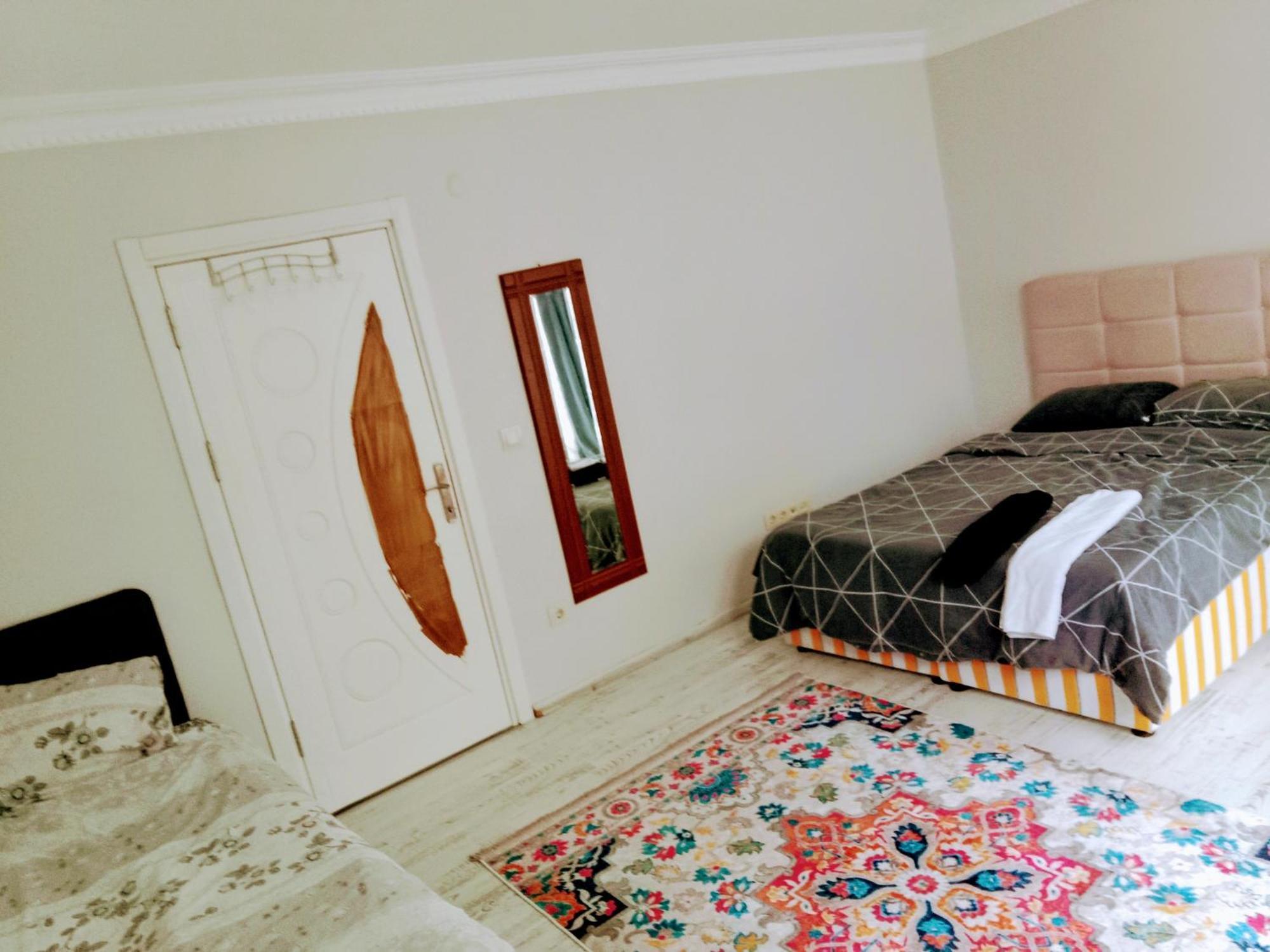 Ahmet Teacher Hotel, 5 Minutes From The Airport Arnavutkoy Εξωτερικό φωτογραφία